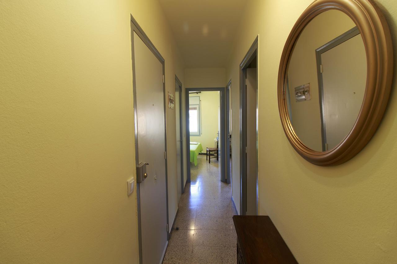 Ca La Conxita Hostal & Restaurante Hotel La Vajol ภายนอก รูปภาพ